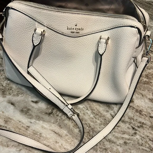 Kate spade pebbled leather purse with matching wallet - Picture 5 of 16